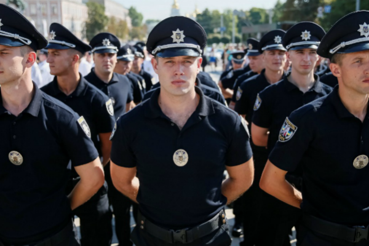 У МВС підготували законодавчі зміни щодо розширення повноважень поліції У МВС підготували законодавчі зміни щодо розширення повноважень поліції
