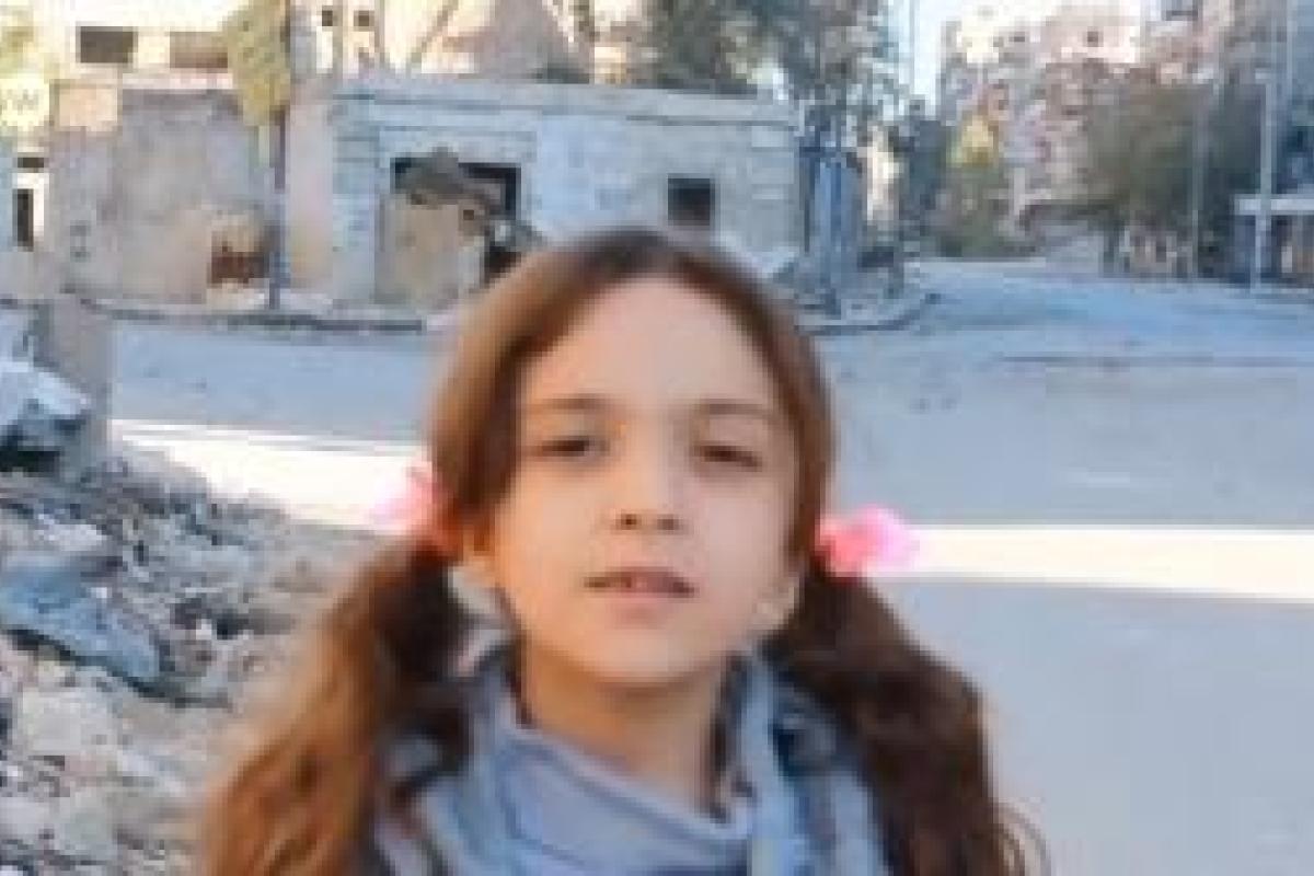 "Мы живы, несмотря ни на что": 7-летняя девочка из Аллепо ведет шокирующий микроблог о войне "Мы живы, несмотря ни на что": 7-летняя девочка из Аллепо ведет шокирующий микроблог о войне