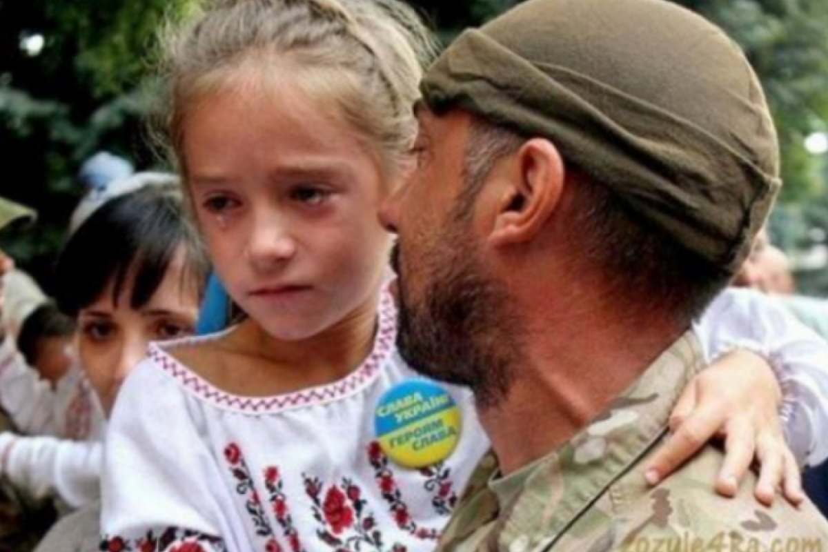 "Війна - це синонім слова "смерть": пронизливі розповіді дітей, батьки яких пішли в АТО