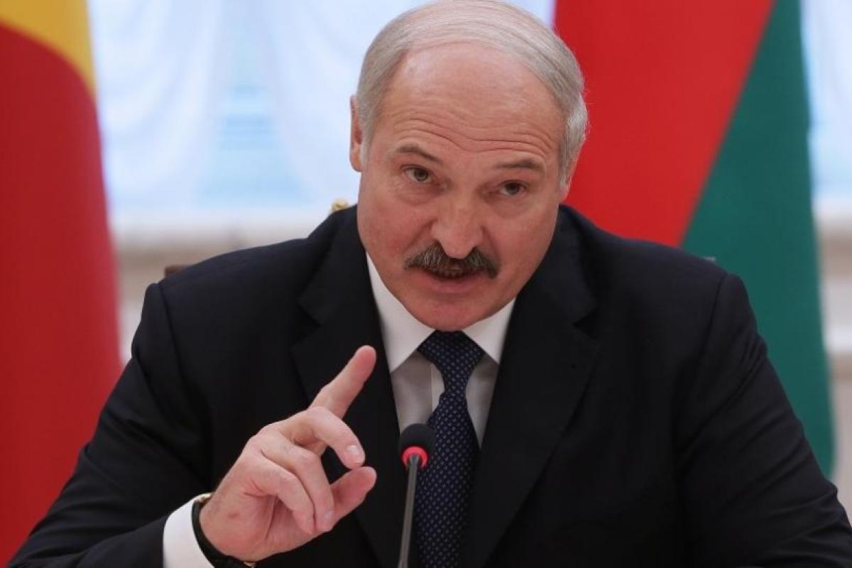 В Беларуси Лукашенко пожаловался на контрабанду оружия из Украины
