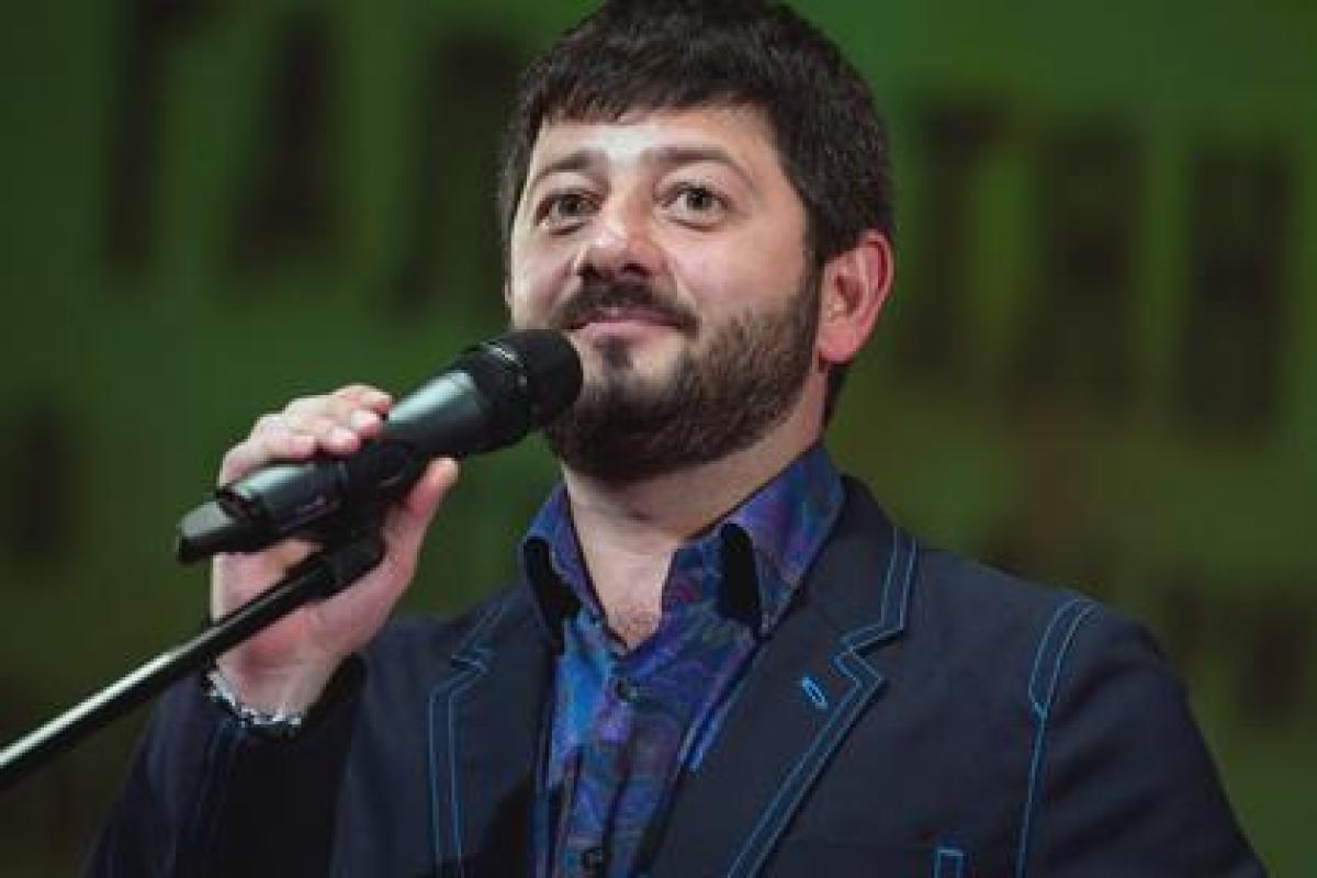 Интернет-пользователи переживают за Галустяна, который спародировал Кадырова Интернет-пользователи переживают за Галустяна, который спародировал Кадырова