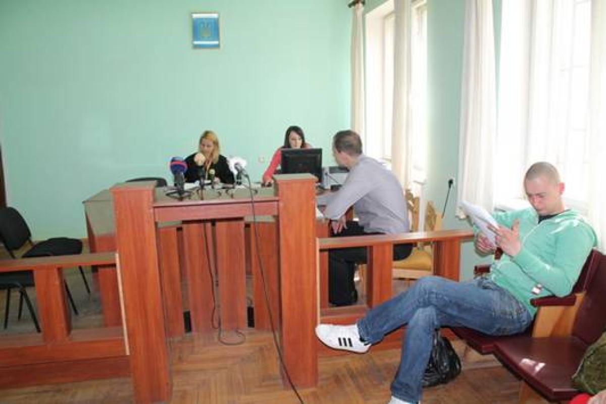 Поліція затримала чоловіка, який відрізав собаці голову та носив її Ужгородом