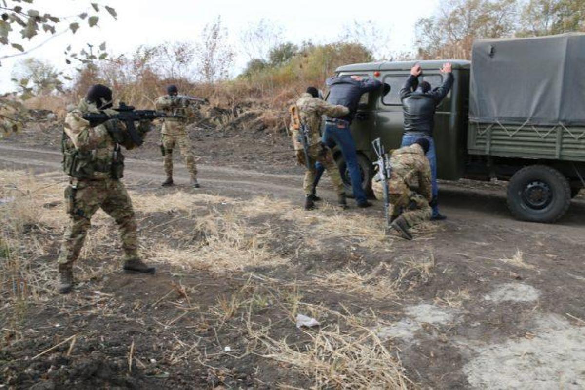 На границе между РФ и "ДНР" произошла стрельба, есть раненые