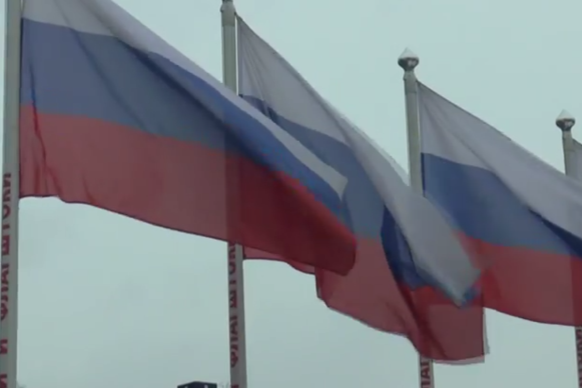 Россияне не смогли четко ответить, что такое "российская нация" и чем она отличается от остальных Россияне не смогли четко ответить, что такое "российская нация" и чем она отличается от остальных