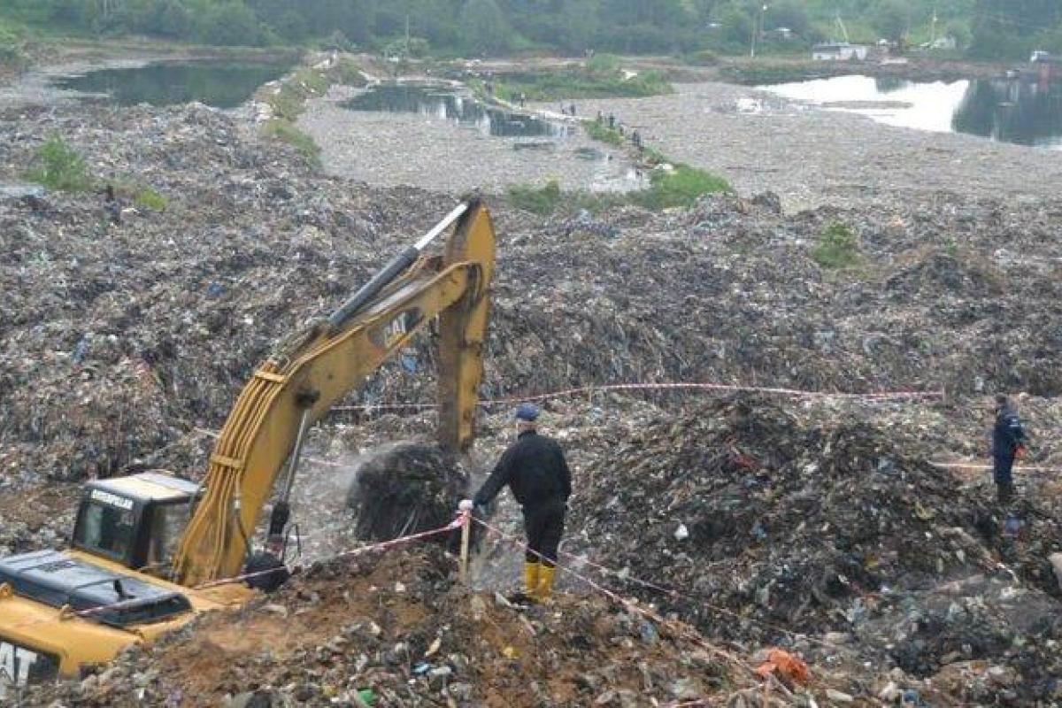 Печально известную свалку под Львовом закроют Печально известную свалку под Львовом закроют