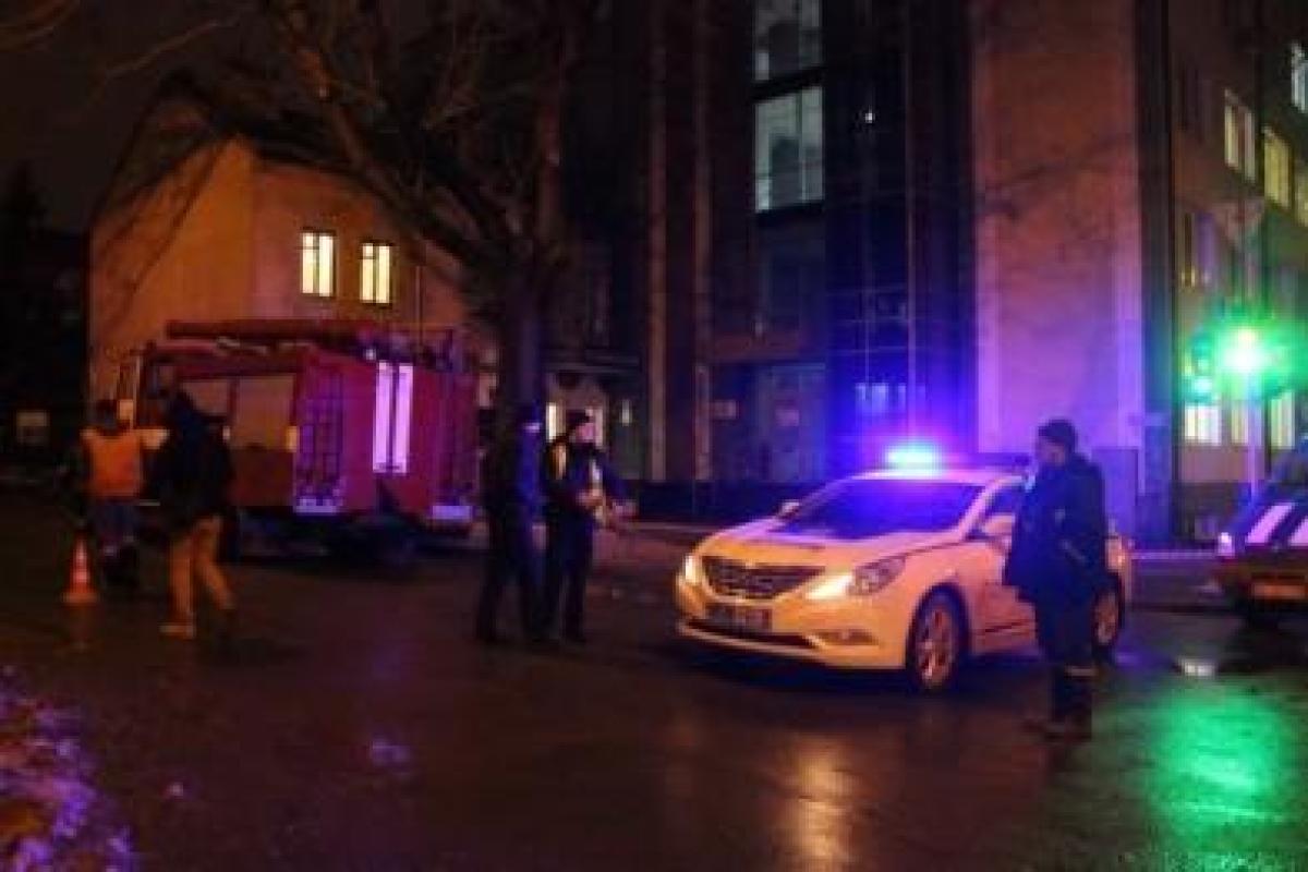 У Тернополі стався шокуючий інцидент: вибухнув газ, є постраждалі У Тернополі стався шокуючий інцидент: вибухнув газ, є постраждалі