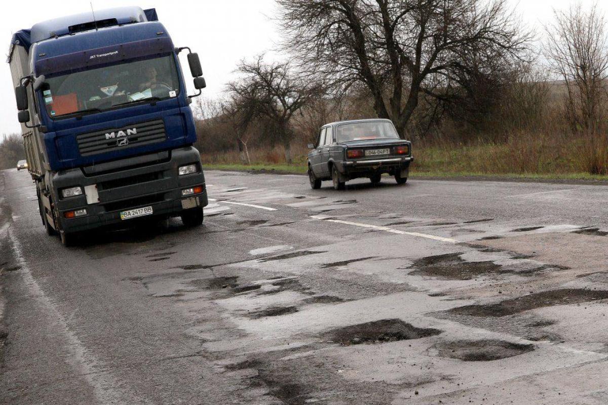 В Польше решили проплатить ремонт дорог в западной Украине В Польше решили проплатить ремонт дорог в западной Украине