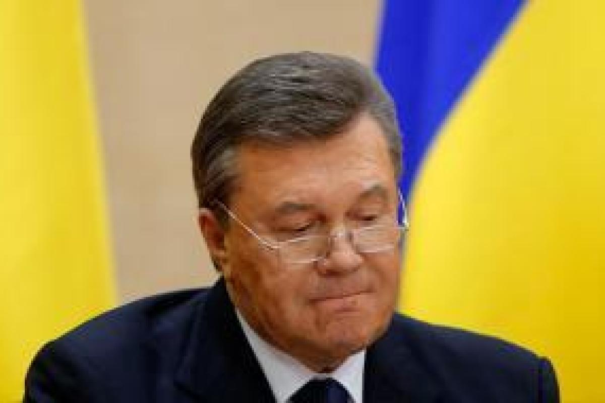 Янукович не согласен на перенос заседания и требует допросить его немедленно