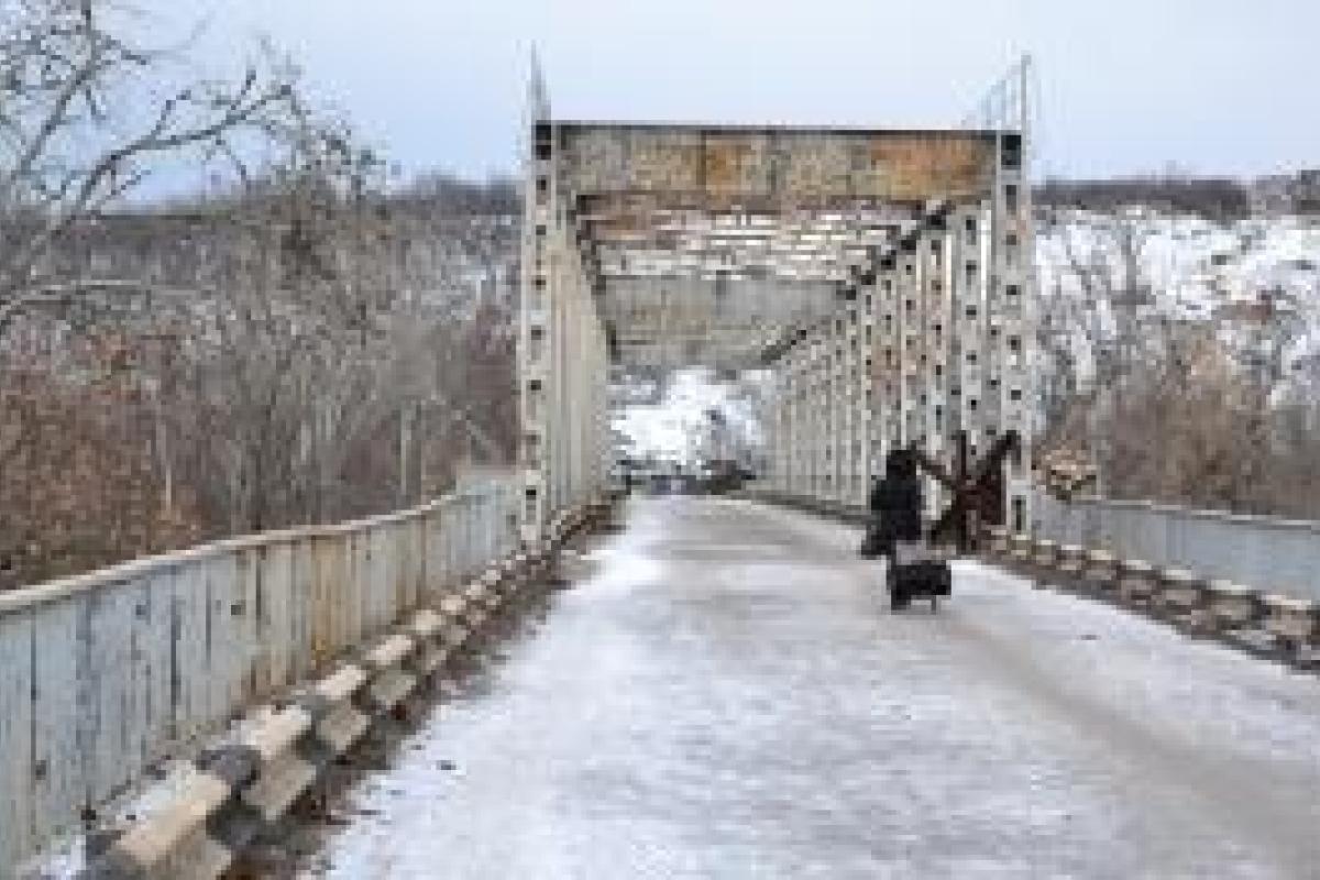 Боевики обстреляли мост в Станице Луганской: ОБСЕ настаивает на разведении противоборствующих сторон