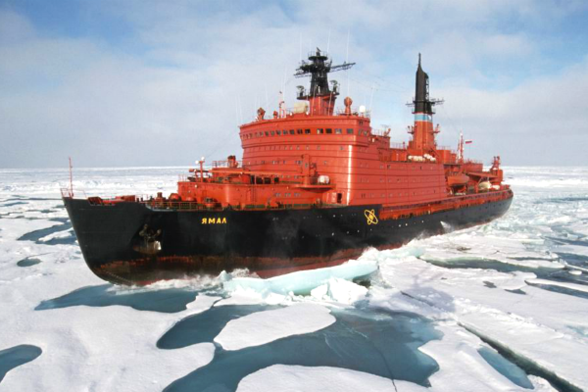 В России произошел пожар на атомном ледоколе «Ямал» В России произошел пожар на атомном ледоколе «Ямал»