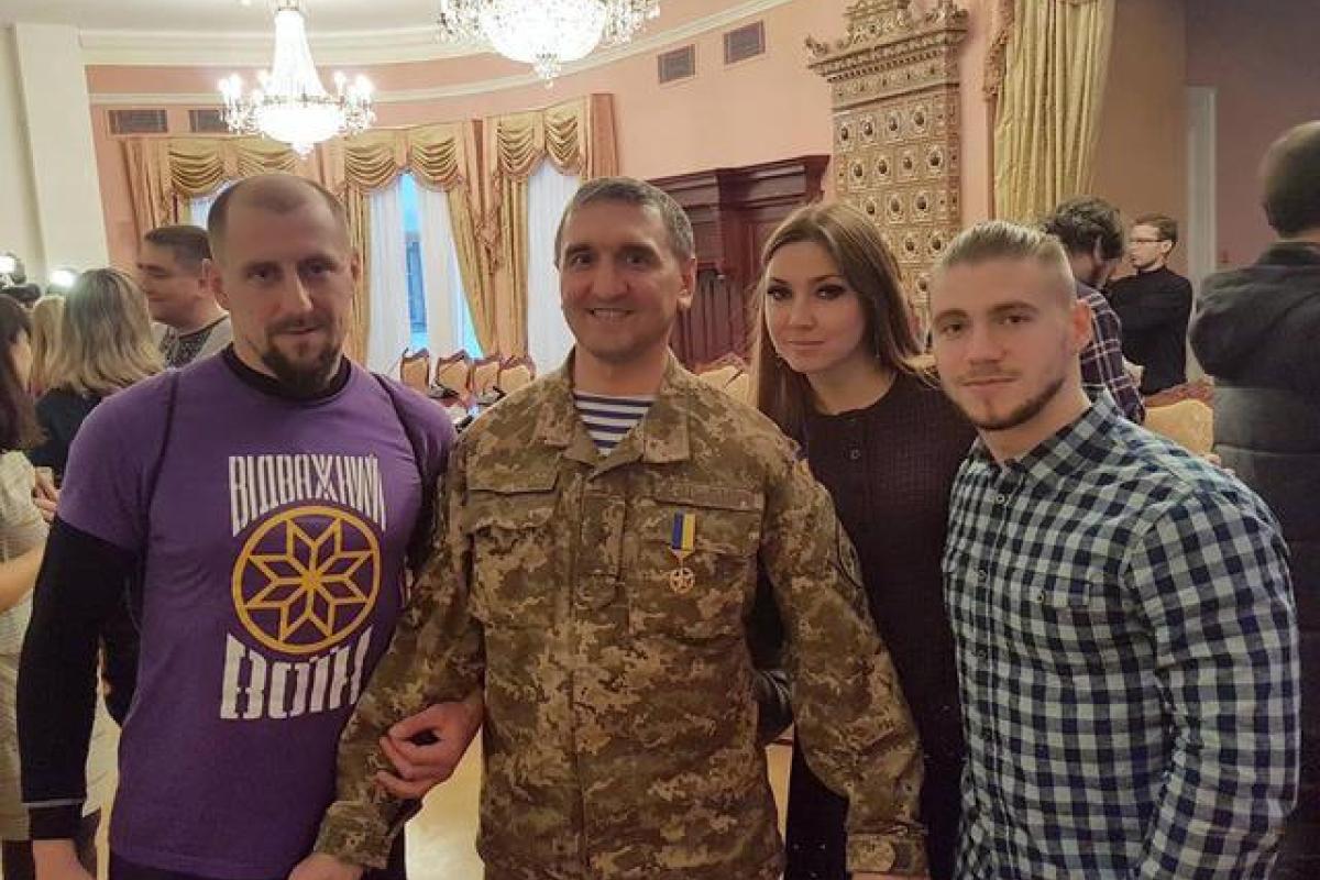 Сеть растрогало фото Героя Украины Гордийчука и его "невидимой поддержки" Сеть растрогало фото Героя Украины Гордийчука и его "невидимой поддержки"