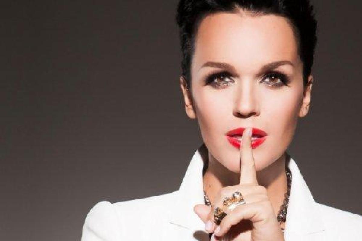 Певица Слава поразила фотографиями после пластики