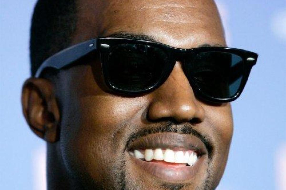 Рэпер Канье Уэст живет отдельно от своей семьи