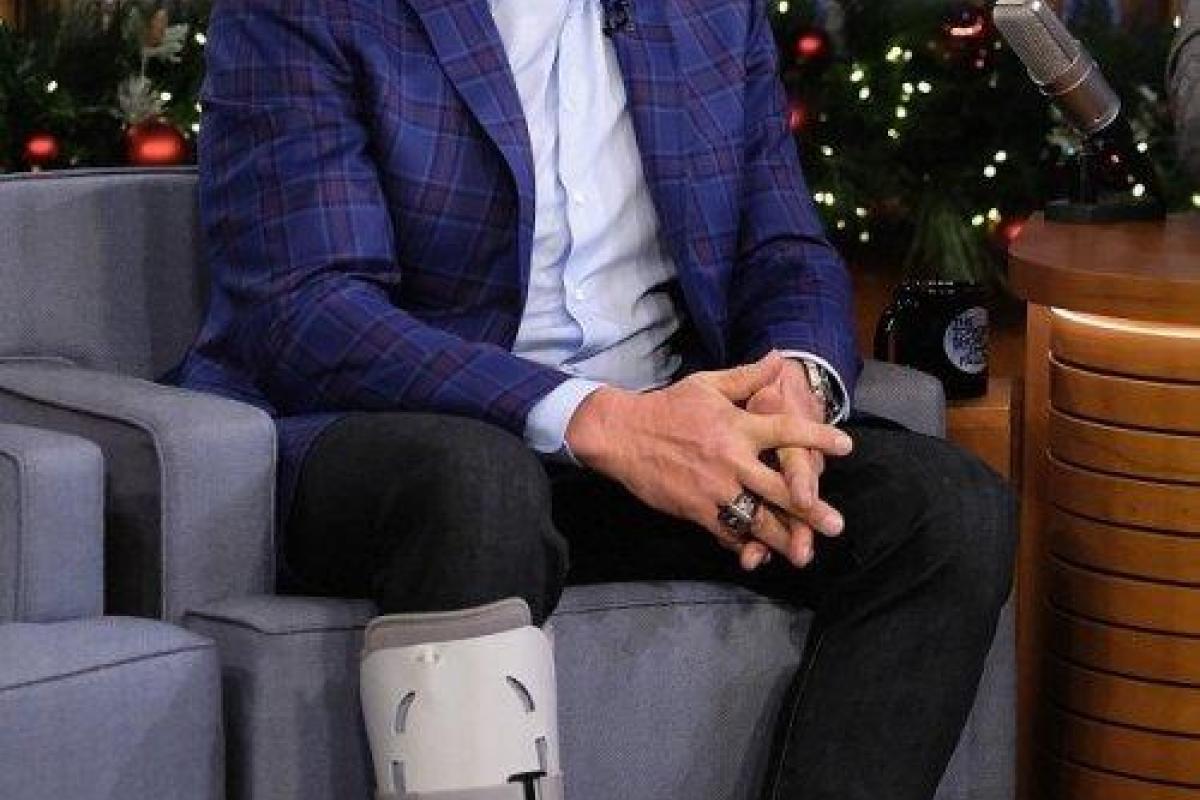 Звезда "Терминатора" сломал ногу во время педикюра 