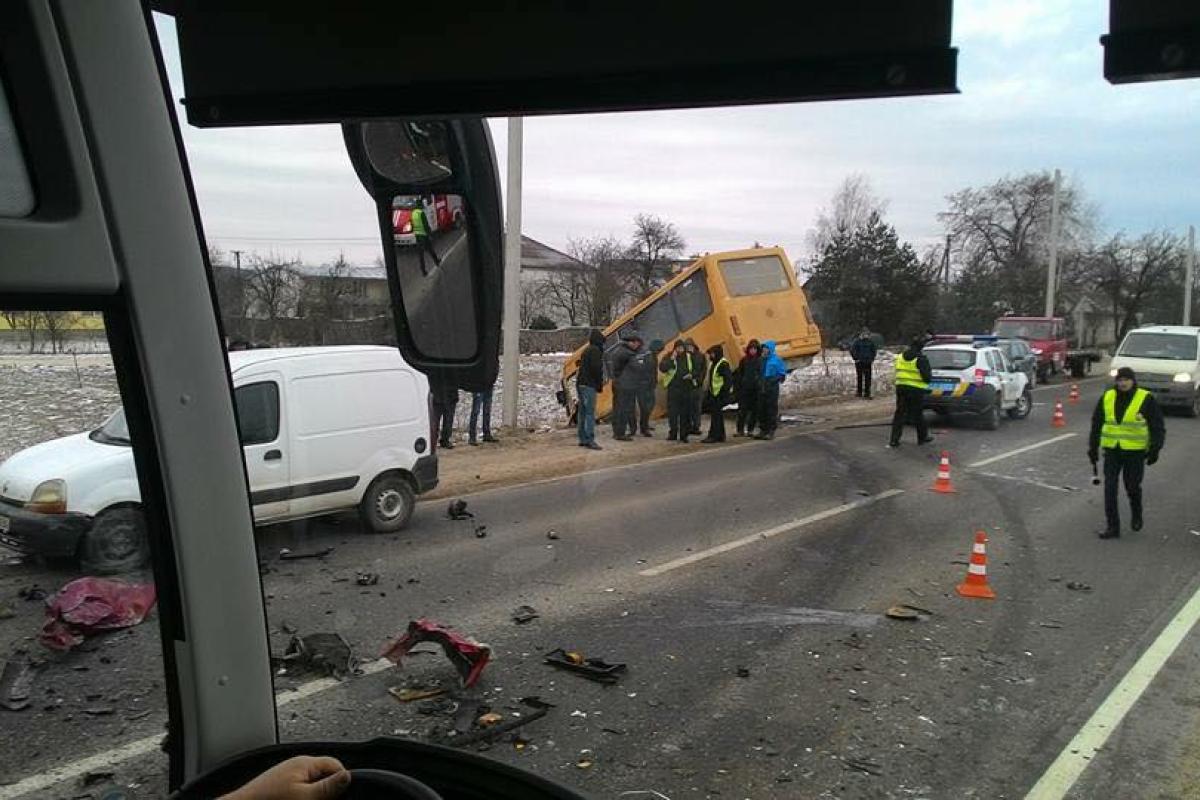 Страшное ДТП на Львовщине: есть жертвы Страшное ДТП на Львовщине: есть жертвы