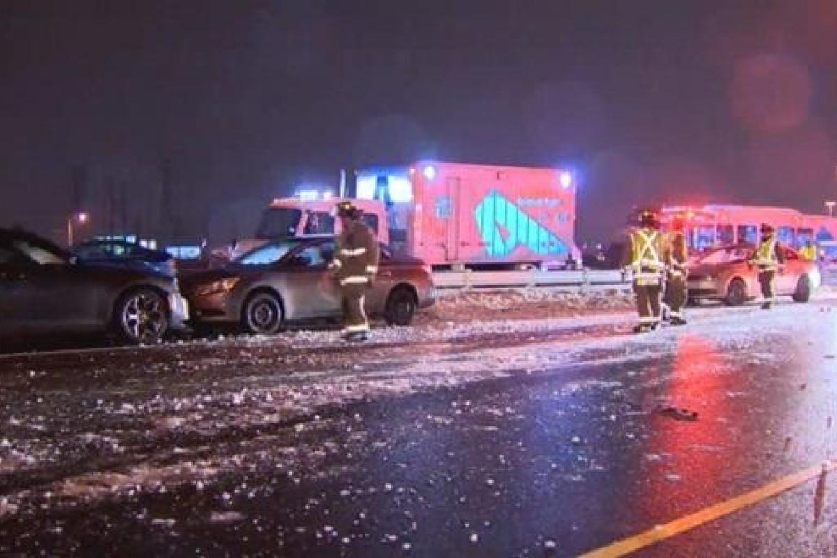 В Канаде произошло масштабное ДТП: столкнулись 40 машин