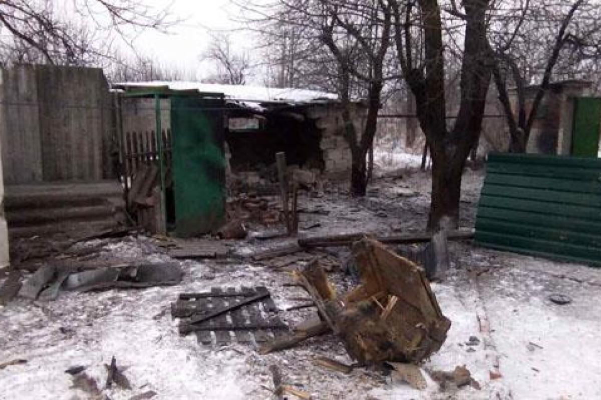 В Авдеевке снаряды оккупантов попали в дом 61-летней женщины В Авдеевке снаряды оккупантов попали в дом 61-летней женщины