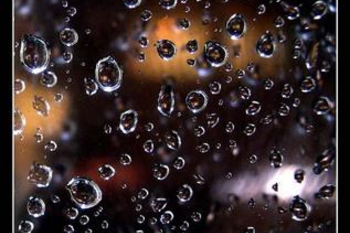 Астрономы обнаружили планету, на которой идет "драгоценный дождь"