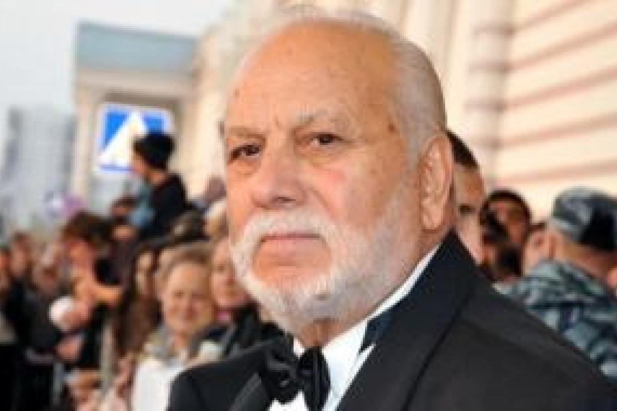 Отец Филиппа Киркорова решился рассказать о страшной семейной трагедии