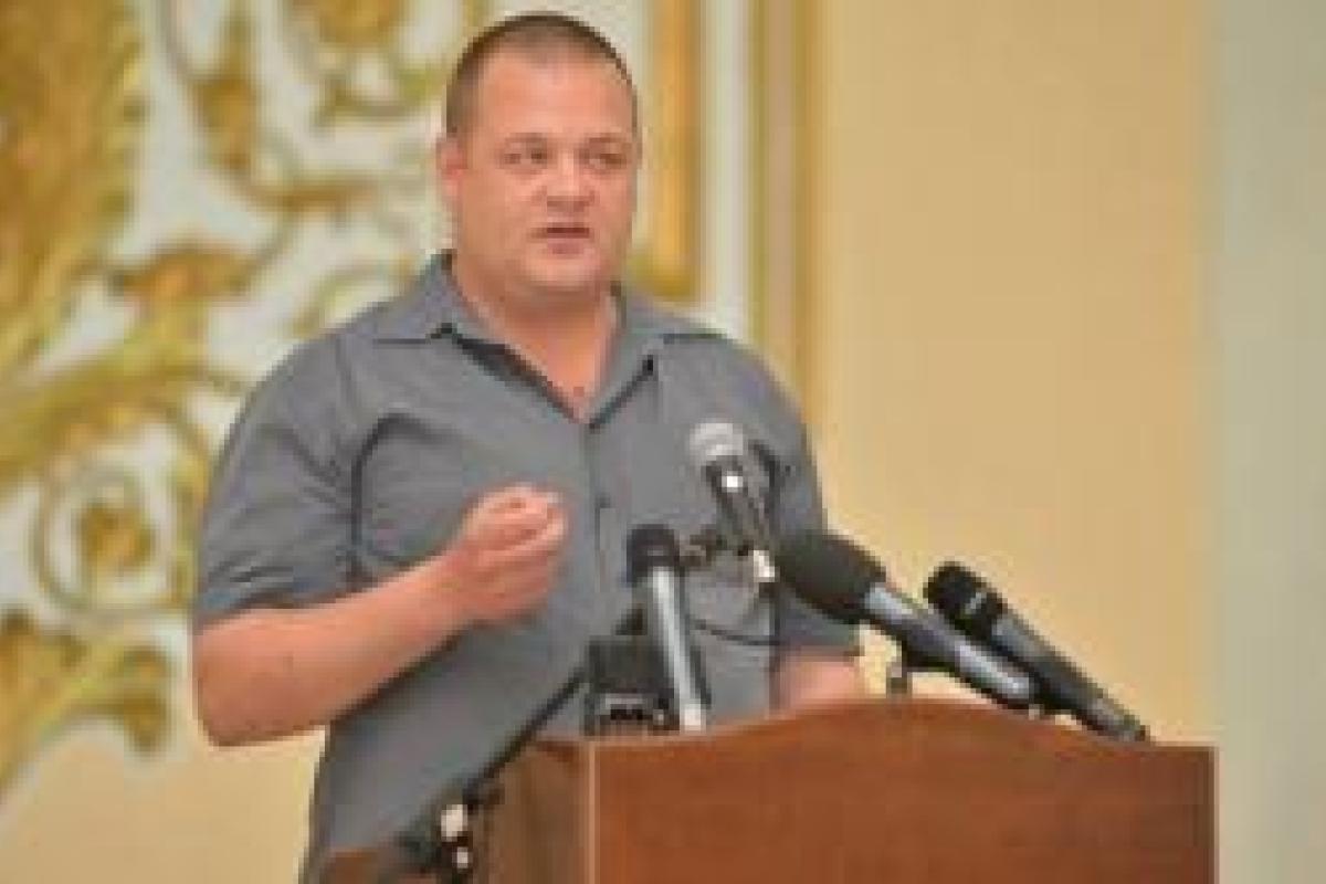 Луганчане рассказали, как умерший Сергей Литвин пытал мирных граждан Луганчане рассказали, как умерший Сергей Литвин пытал мирных граждан