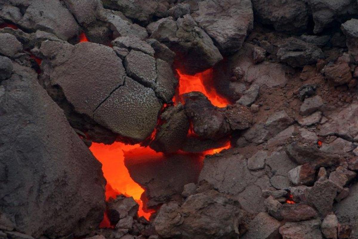 В "ДНР" сообщили о пожаре на шахте "Комсомолец Донбасса" 