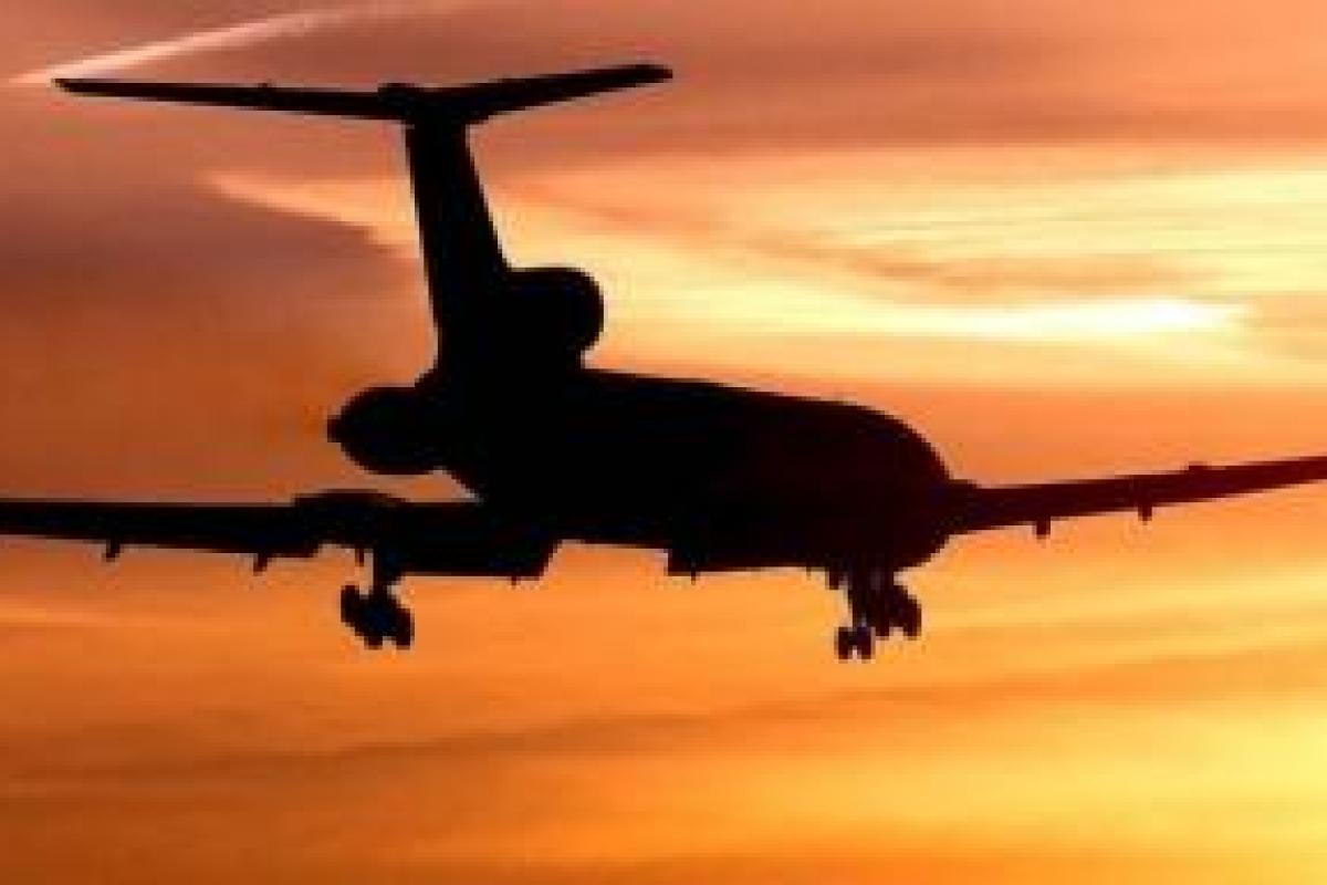 Бывший летчик заявил, что Ту-154 могли поразить выстрелом из ПЗРК Бывший летчик заявил, что Ту-154 могли поразить выстрелом из ПЗРК