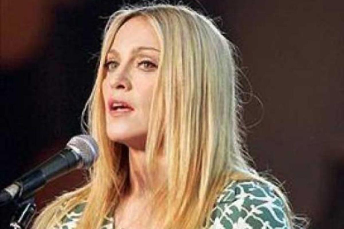 Мадонна предложила руку и сердце бывшему супругу