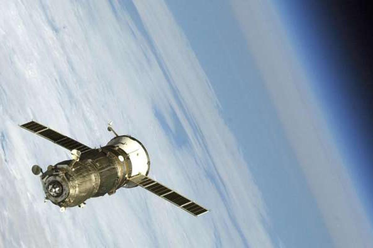 «Роскосмос» направил поисковую группу к месту падения обломков «Прогресса» «Роскосмос» направил поисковую группу к месту падения обломков «Прогресса»