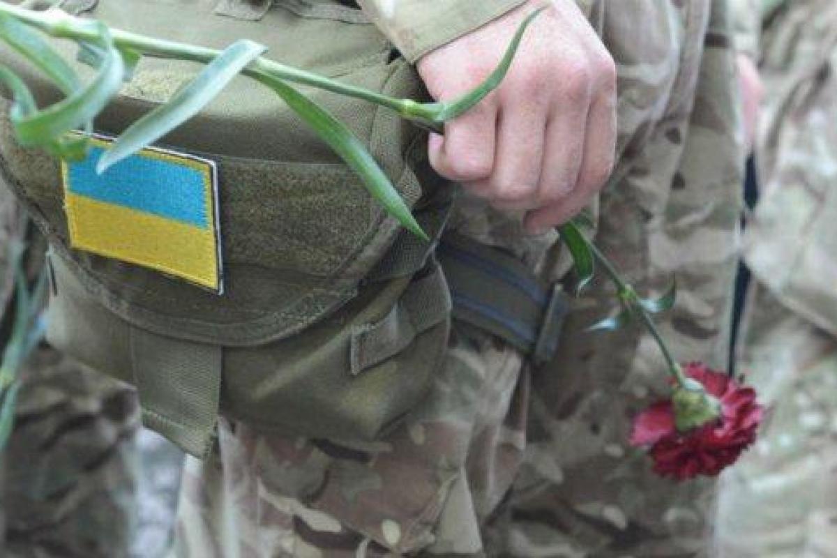 Матиос заявил о 8 погибших военных в зоне АТО Матиос заявил о 8 погибших военных в зоне АТО