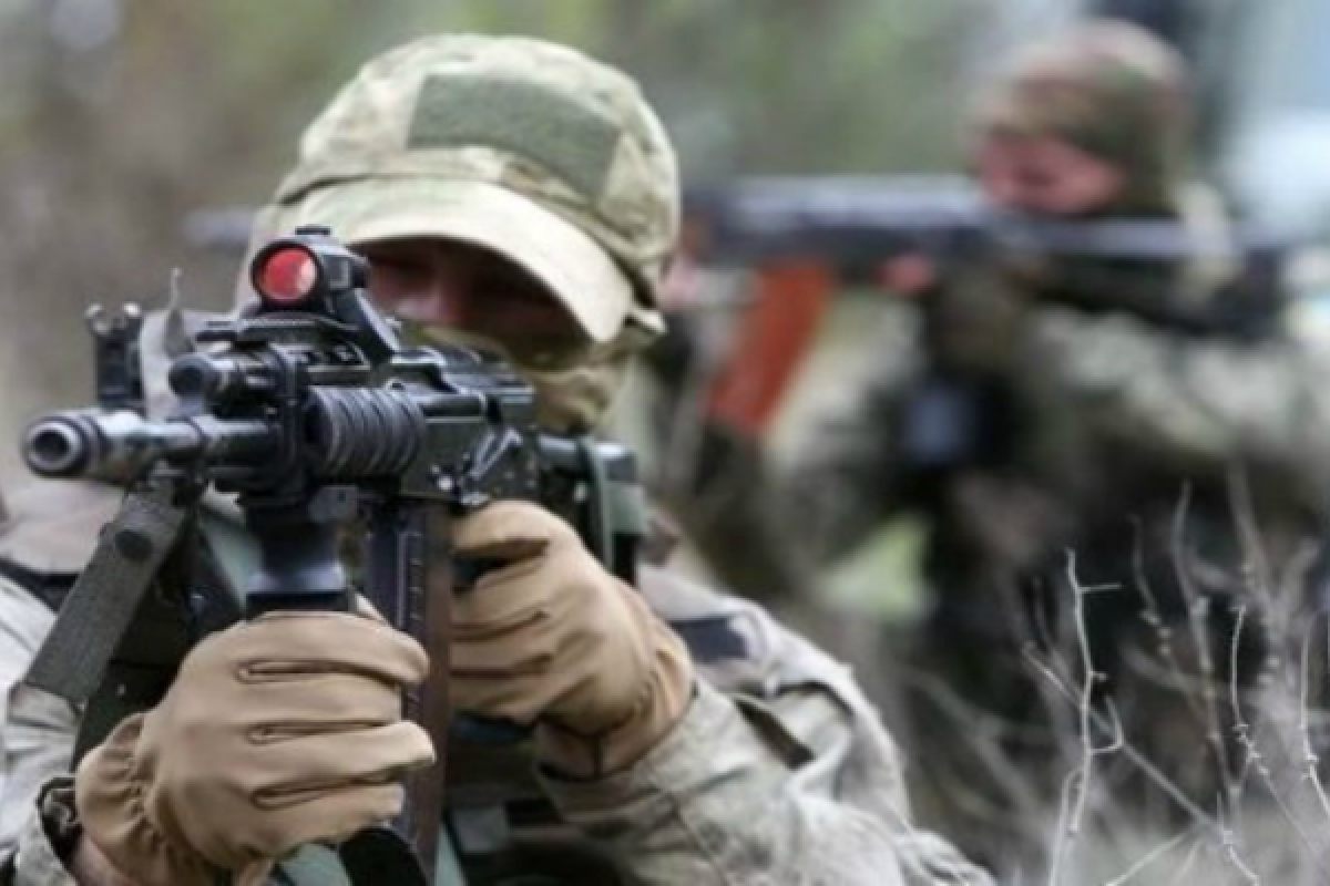 В Генштабе заявили, что ВСУ ночью потеряли нескольких бойцов на Светлодарской дуге В Генштабе заявили, что ВСУ ночью потеряли нескольких бойцов на Светлодарской дуге