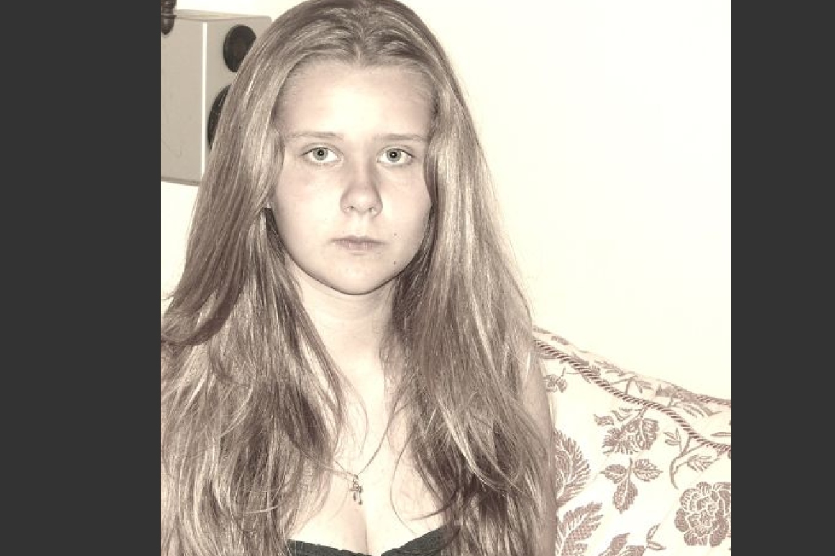 Дочь тренера ЦСКА покончила жизнь самоубийством, спрыгнув с высотки Дочь тренера ЦСКА покончила жизнь самоубийством, спрыгнув с высотки