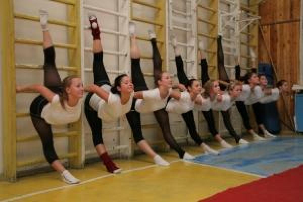 В московской школе девочка осталась без зубов, выполняя гимнастические упражнения В московской школе девочка осталась без зубов, выполняя гимнастические упражнения