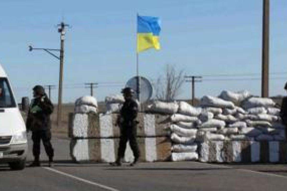 На КПВВ в зоне АТО огромные очереди 