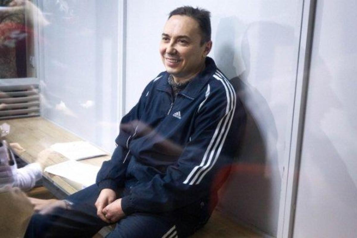 Безъязыков удивил своей реакцией на оглашение судом меры пресечения Безъязыков удивил своей реакцией на оглашение судом меры пресечения