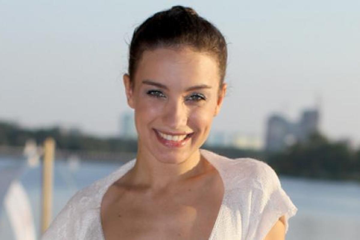 Певица Виктория Дайнеко шокировала фанатов откровенным нарядом