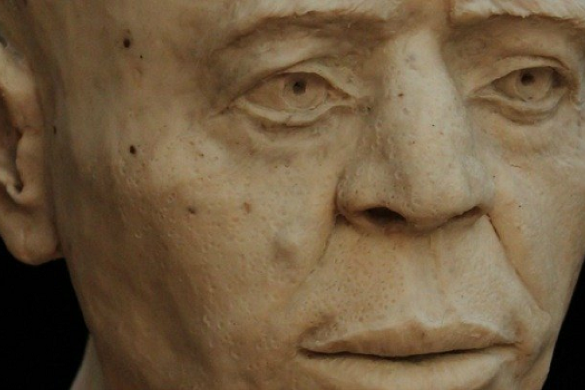 Археологи впервые показали лицо 9500-летнего человека Археологи впервые показали лицо 9500-летнего человека