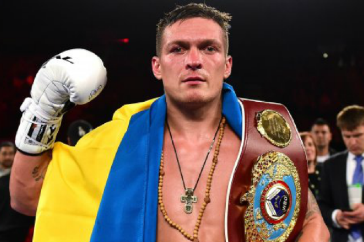 Усик о своей победе: "Немного прилетело, но ничего страшного" Усик о своей победе: "Немного прилетело, но ничего страшного"