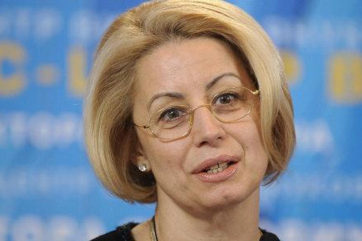 Анна Герман стала похожа на Сергея Зверева