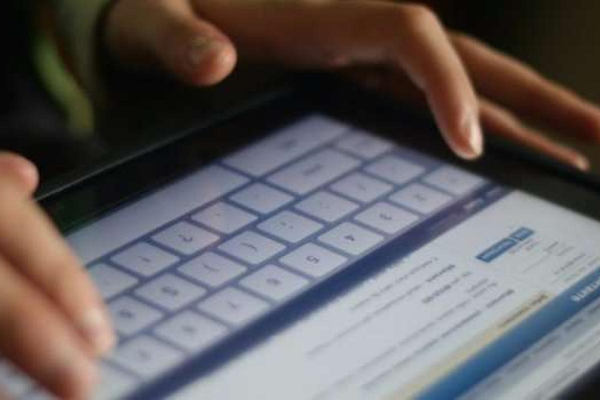 В России воспитательницу детсада посадят в колонию за репост в соцсети