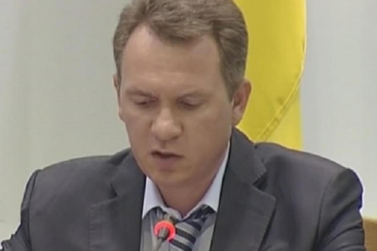 Охендовскому было вручено подозрение прямо в аэропорту Охендовскому было вручено подозрение прямо в аэропорту