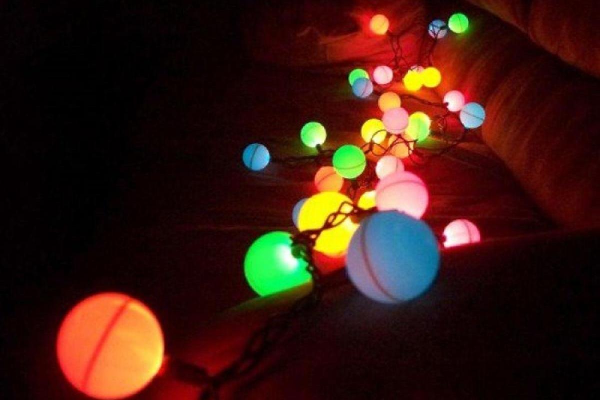 В США супружеская пара погибла из-за новогодней гирлянды В США супружеская пара погибла из-за новогодней гирлянды