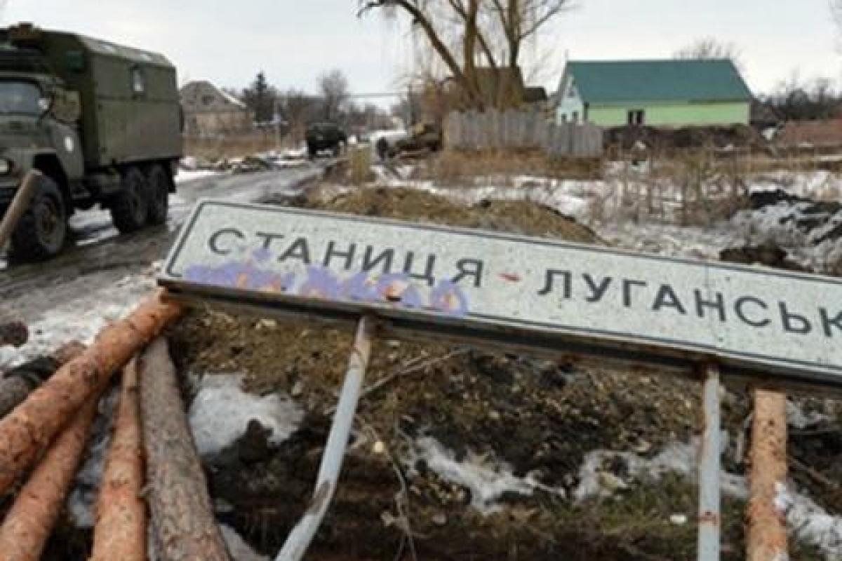 Станица Луганская снова попала под мощный вражеский огонь