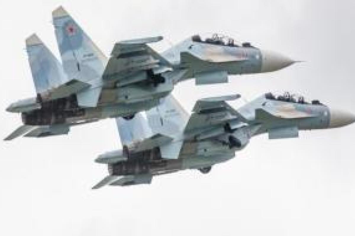 В Крым переброшены российские истребители Су-30СМ В Крым переброшены российские истребители Су-30СМ