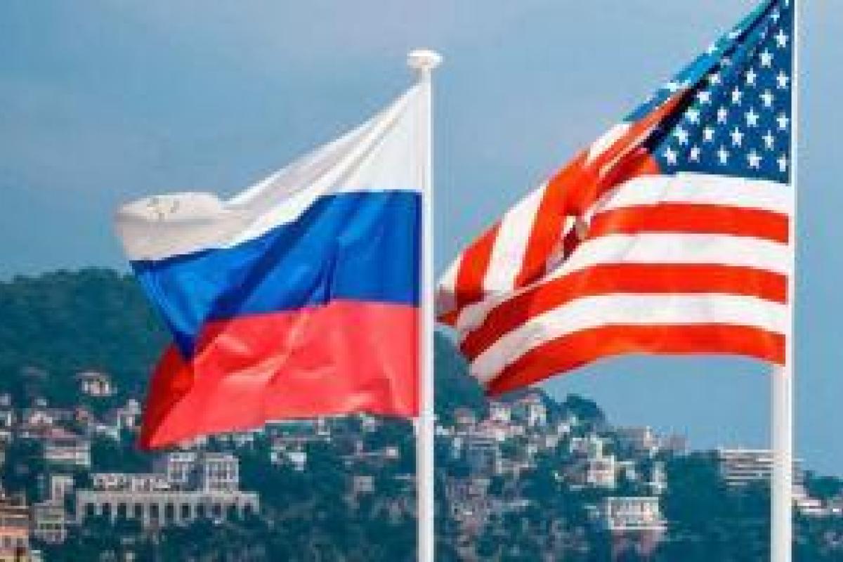 Российские дипломаты, которых выдворили из США, не могут купить билеты домой Российские дипломаты, которых выдворили из США, не могут купить билеты домой