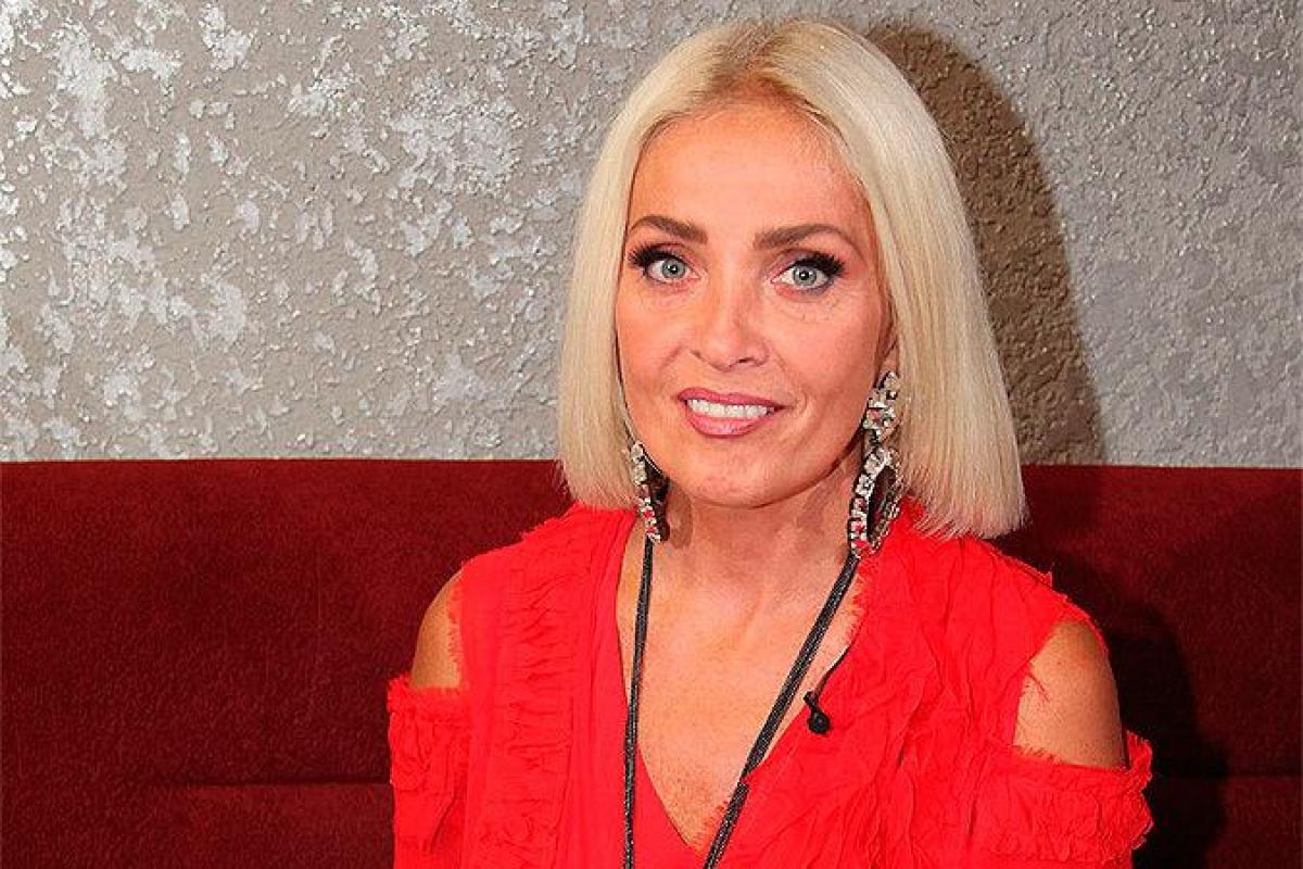 Певица Лайма Вайкуле поразила фанатов внешним видом