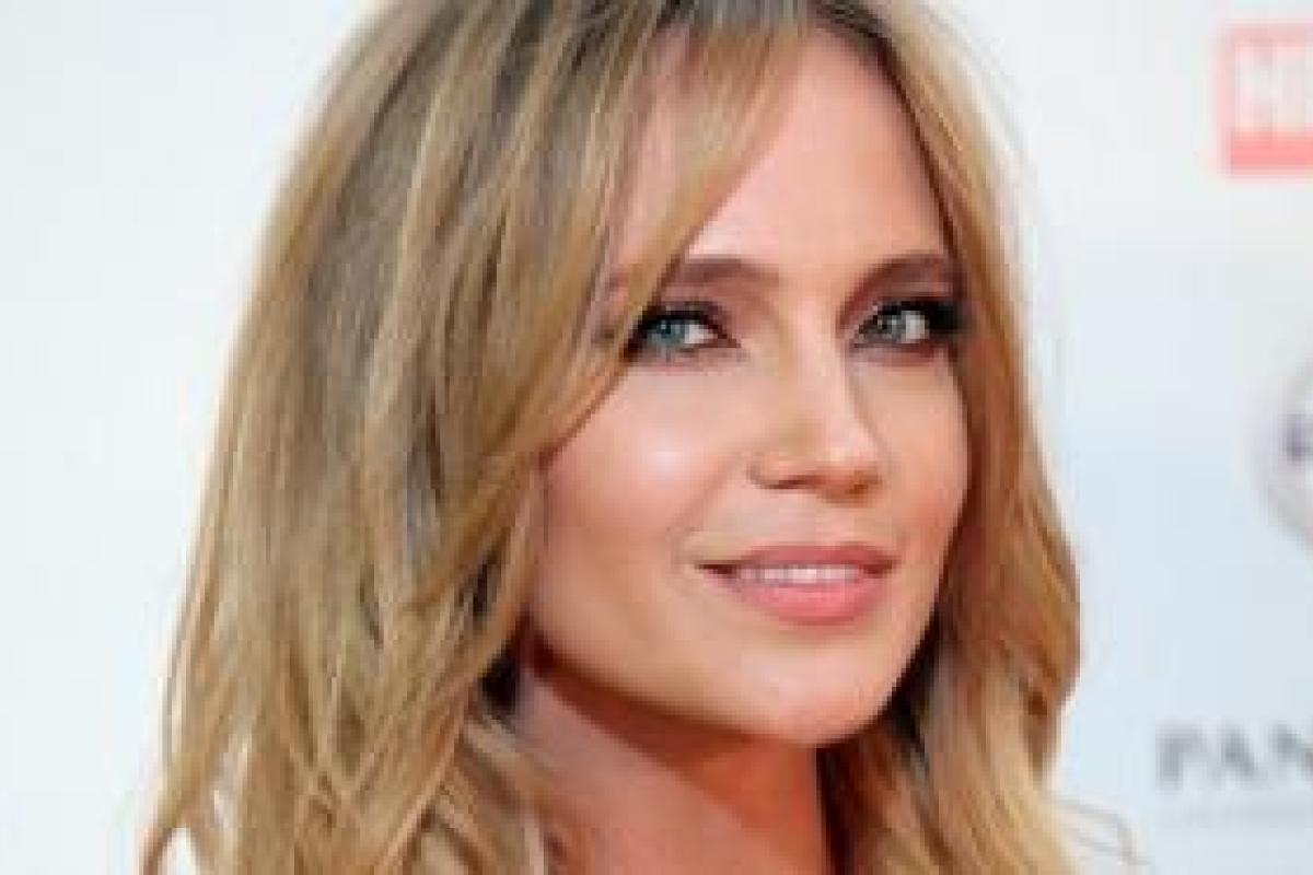 Детский снимок певицы Глюкозы шокировал фанатов