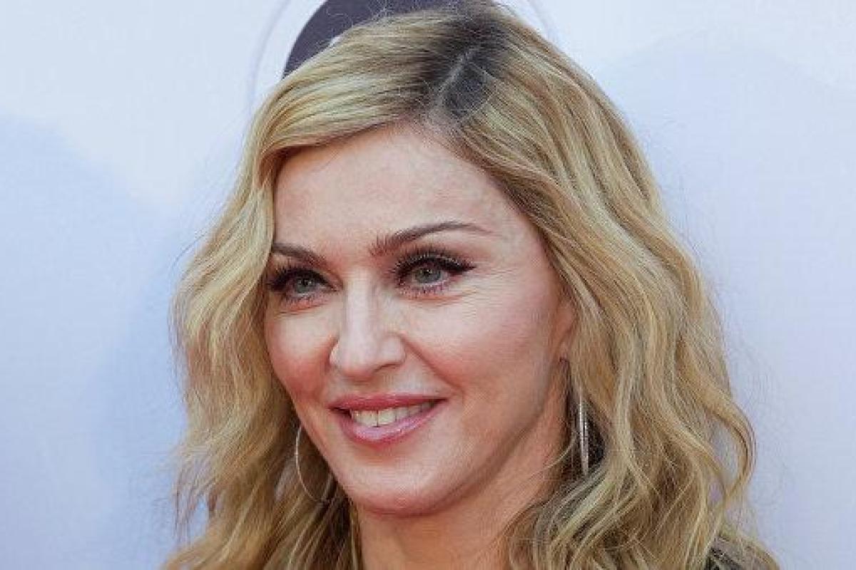 Певица Мадонна решилась снова стать матерью