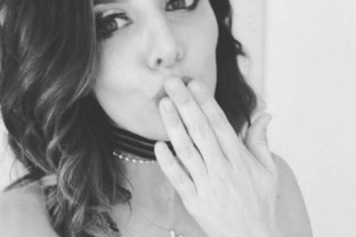 Певица Анна Седокова заинтриговала фанатов новым снимком с отдыха