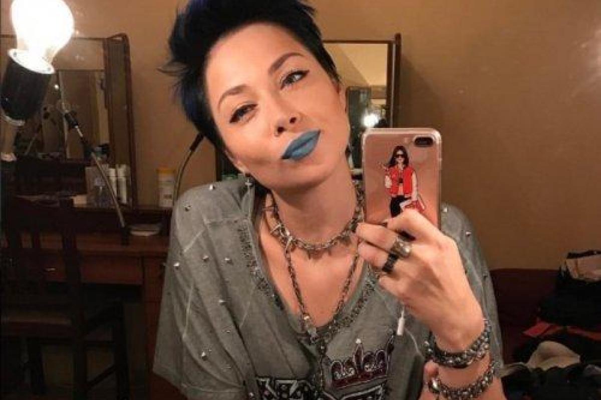 Новая внешность Настасьи Самбурской не понравилась поклонникам Новая внешность Настасьи Самбурской не понравилась поклонникам