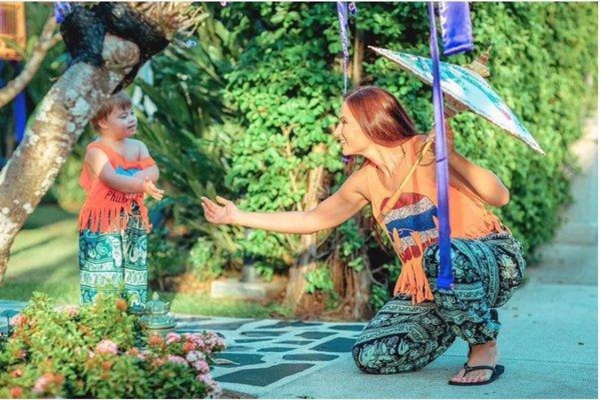 Эвелина Бледанс с сыном отдыхают в Таиланде